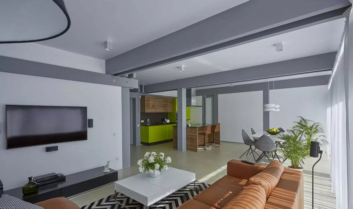 House Of 0 M² With 4 Bedrooms, 3 Bathrooms, Private Land Plot, Sea Views, And Mountain Views In [location]