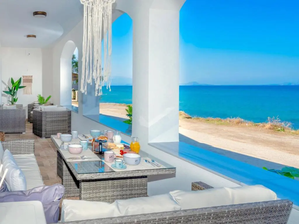 Villa Of 313 M² In Crete