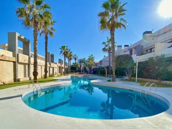 Apartment Of 67 M² In Torrevieja, Spain