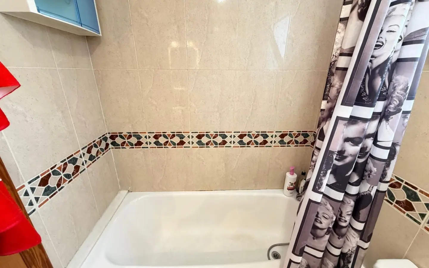 2-bedroom Apartment In Torrevieja, Spain (63 M²)