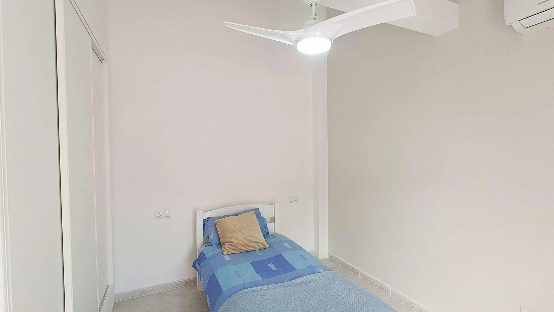 Villa Of 90 M² In Rojales, Spain