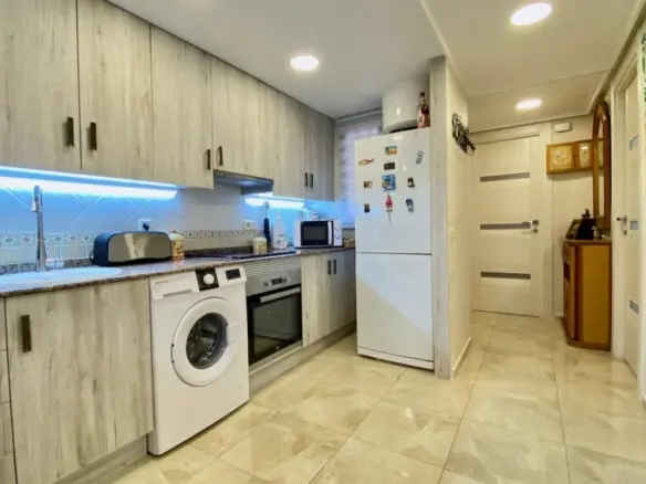 2-bedroom Apartment In Torrevieja, Spain (67 M²)