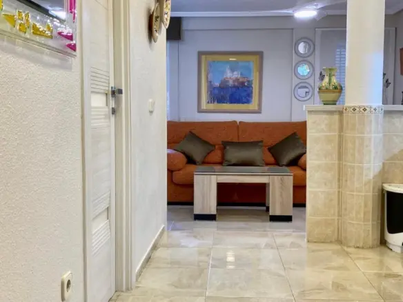 2-bedroom Apartment In Torrevieja, Spain (67 M²)