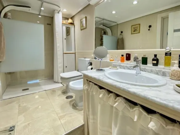2-bedroom Apartment In Torrevieja, Spain (67 M²)