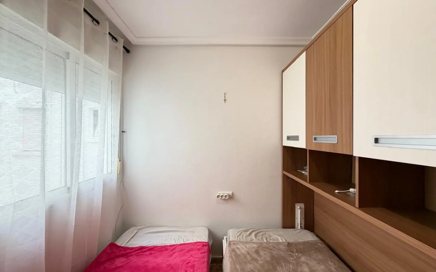 2-bedroom Apartment In Torrevieja, Spain (63 M²)