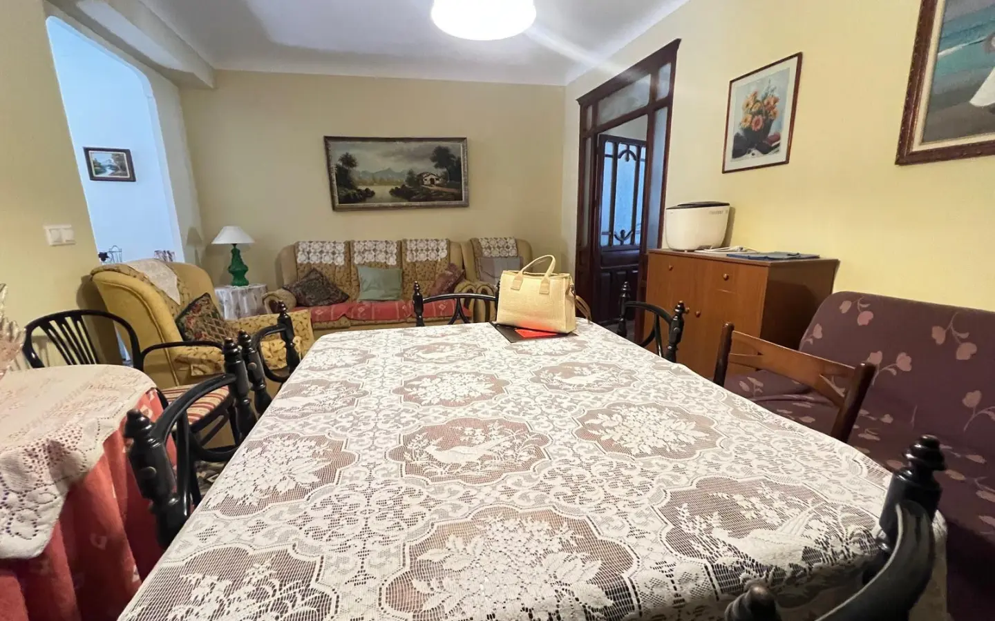 House Of 186 M² With Features In Pinoso, Spain