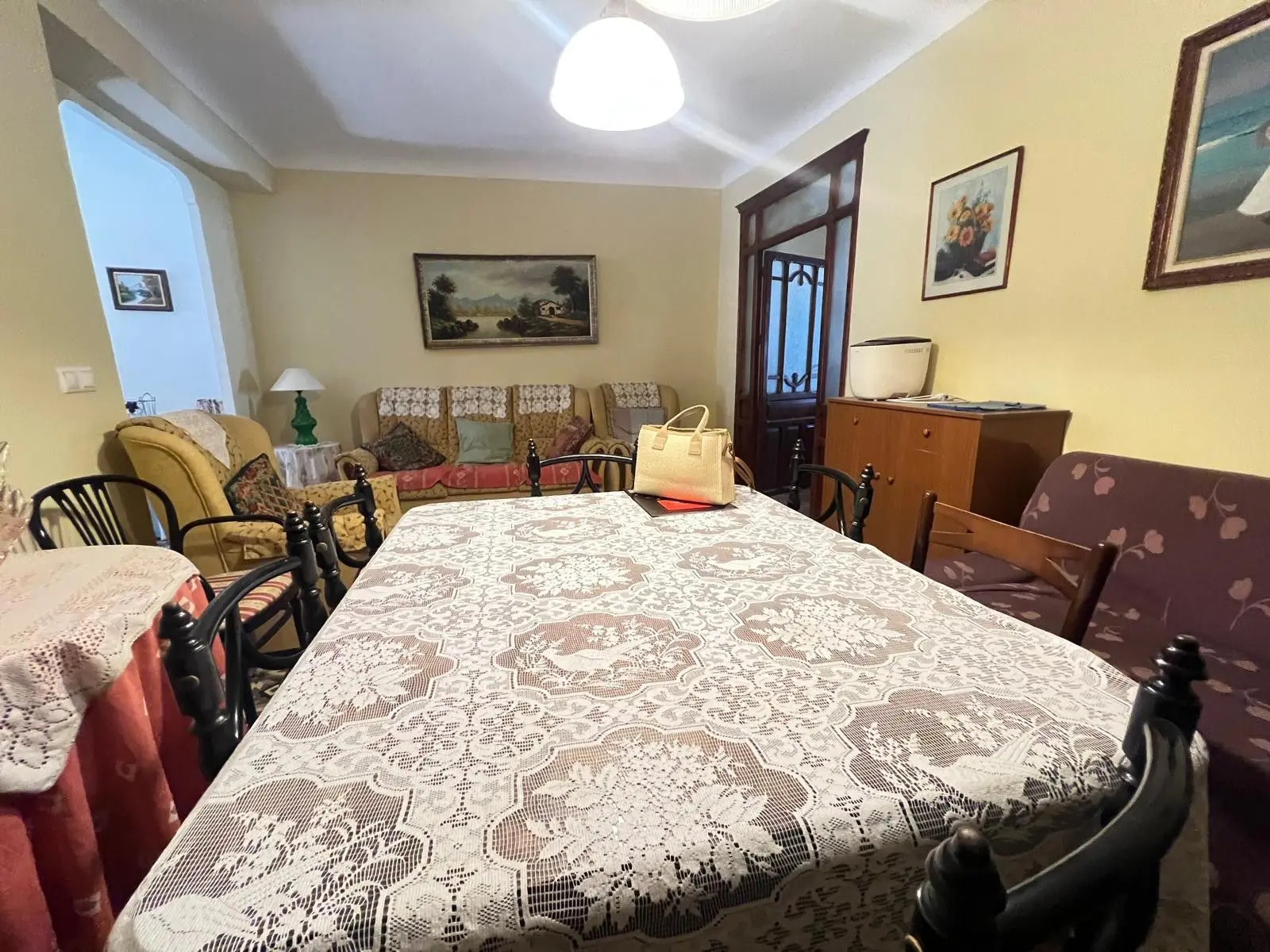 House Of 186 M² With Features In Pinoso, Spain