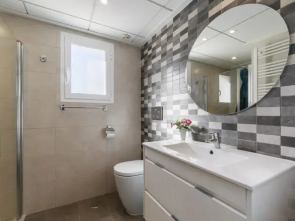 2-bedroom Apartment In Torrevieja, Spain
