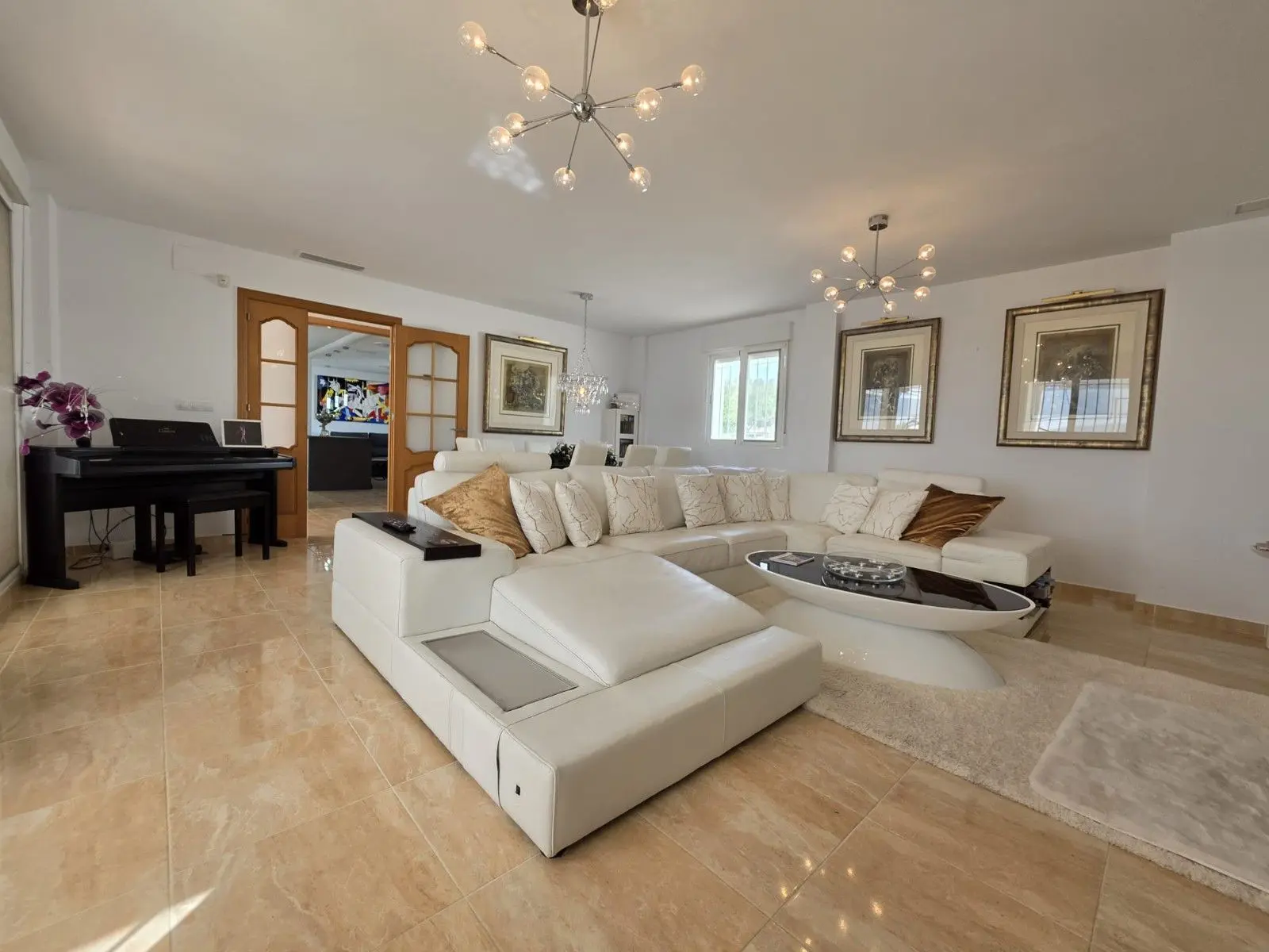 Villa Of 263 M² With [features] In Pinoso, Spain