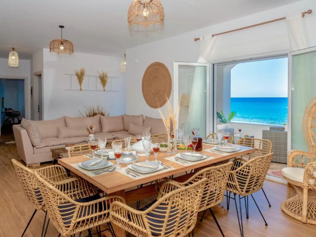 Villa Of 313 M² In Crete