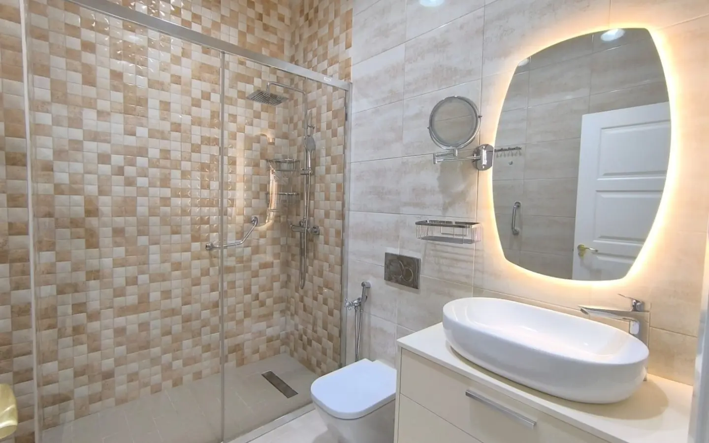 4-bedroom Villa In Pinoso, Spain (209 M²)