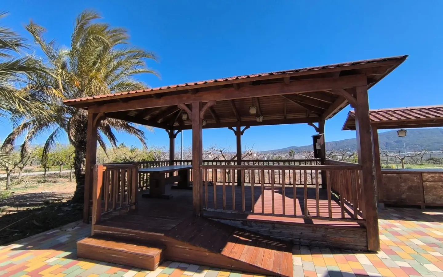4-bedroom Villa In Pinoso, Spain (209 M²)