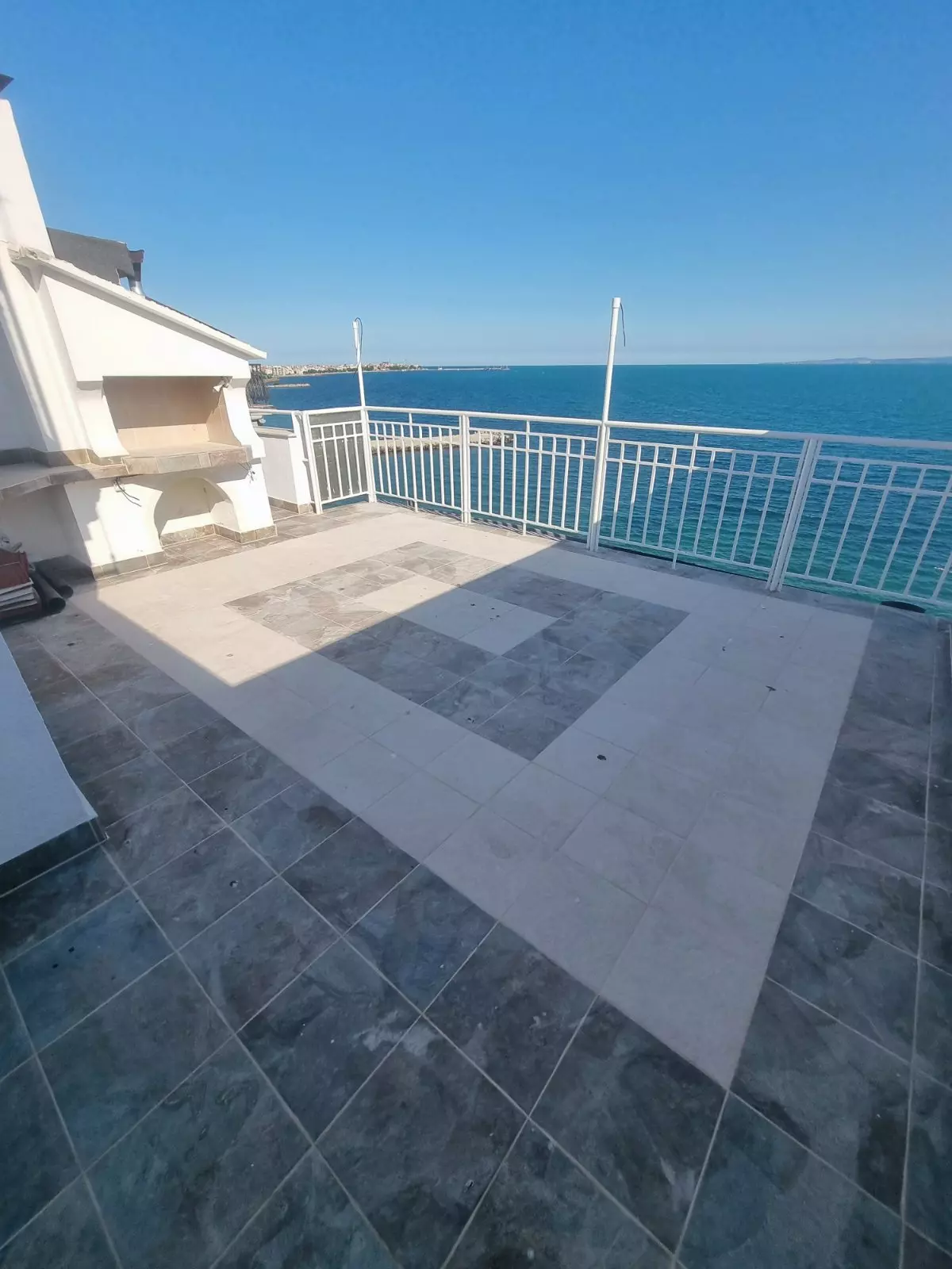 Apartment Of 80 M² With Sea Frontage In Altea Hills