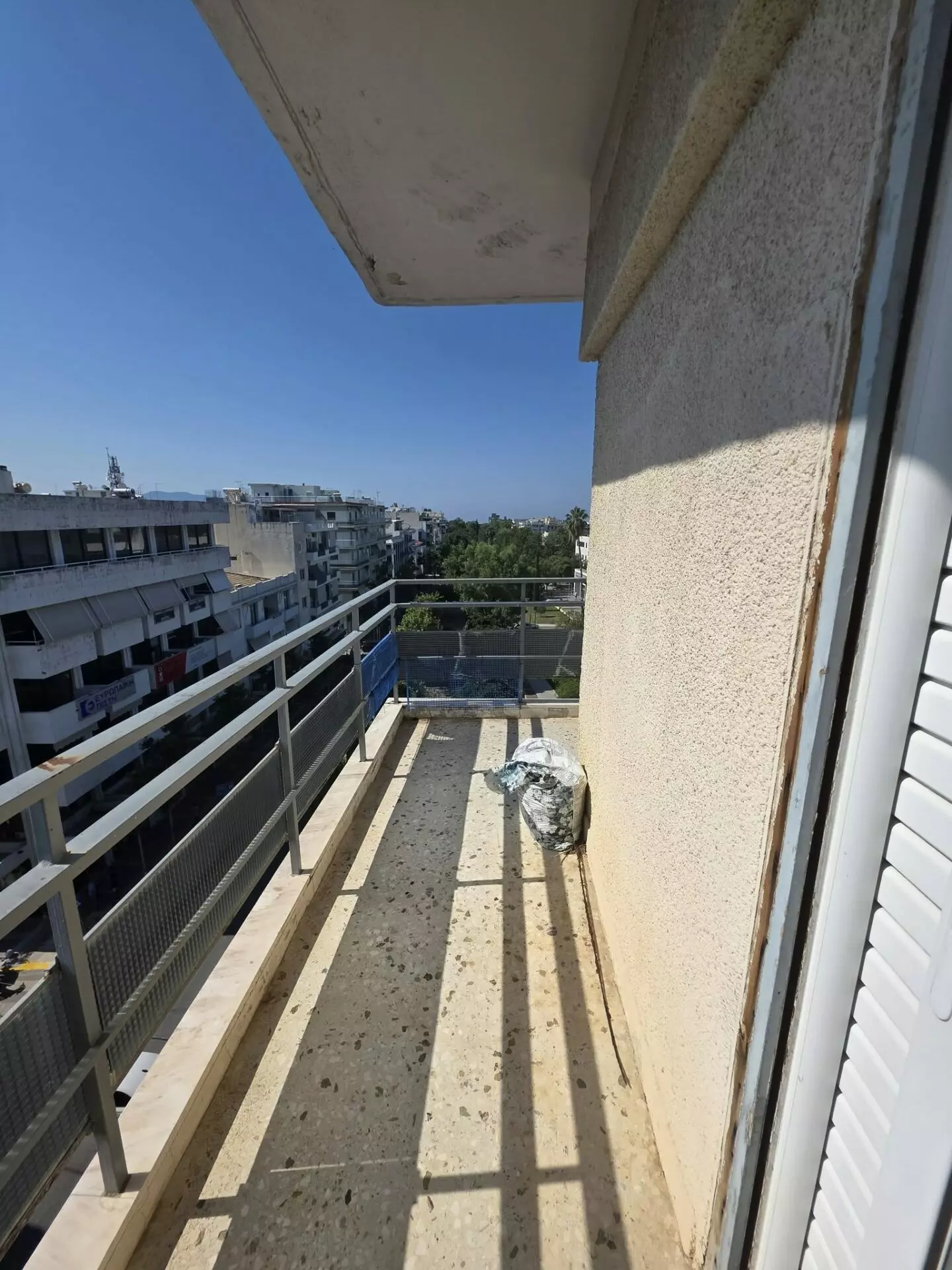 Apartment Of 56 M² With Corner Location In Kalamata City Centre