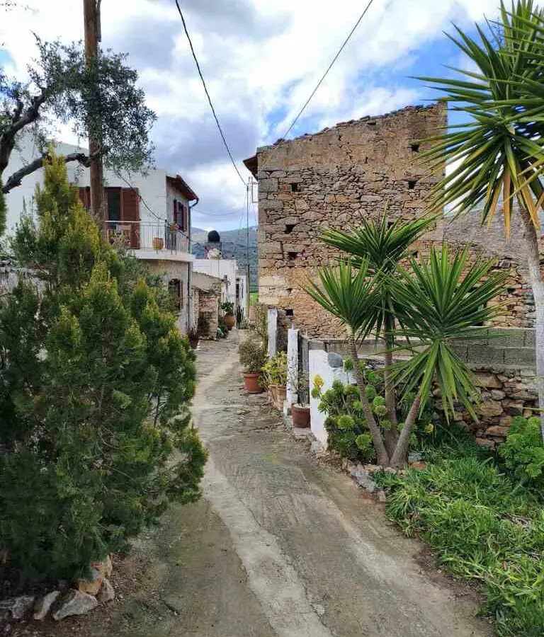 1-bedroom Detached House In Neapoli, Greece (60 M²)