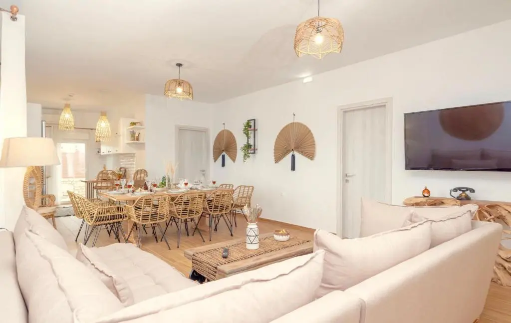 Villa Of 313 M² In Crete
