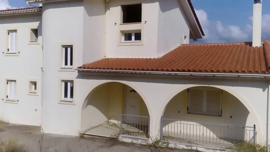 Detached House Of 400 M² In Euboea Island