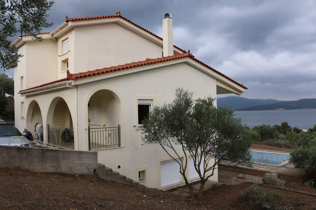 Detached House Of 400 M² In Euboea Island