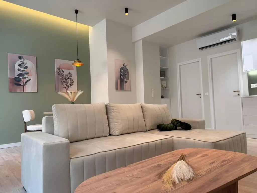 Flat Of 59 M² In Athens