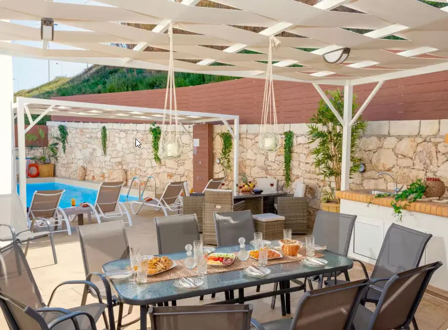 Villa Of 313 M² In Crete