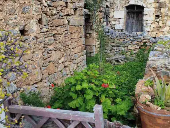 1-bedroom Detached House In Neapoli, Greece (60 M²)