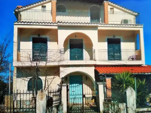 Detached House Of 260 M² In Corfu