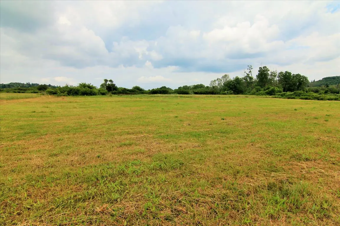 Land Of 2300 M² In Corfu