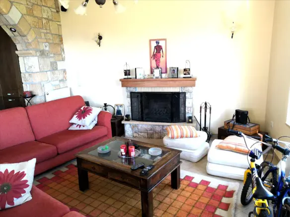 4-bedroom Detached House In Markopoulo, Greece (275 M²)