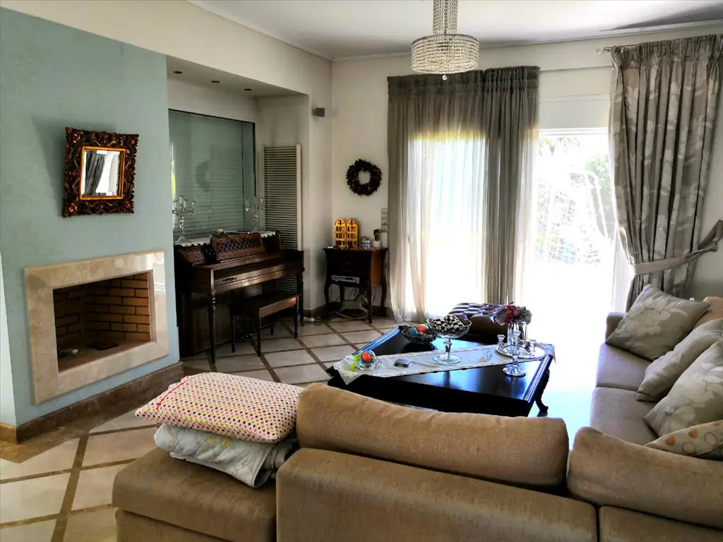 Detached House Of 380 M² In Attica
