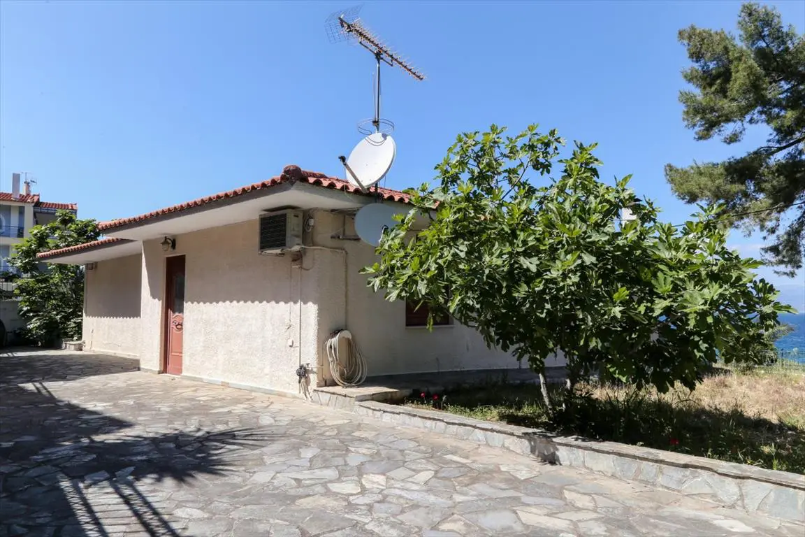 Detached House Of 160 M² In Central Greece