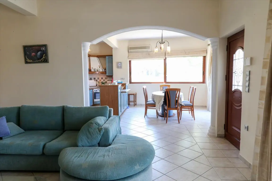 Detached House Of 160 M² In Central Greece