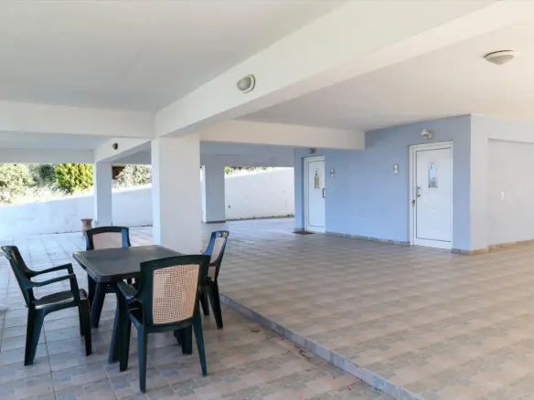 12-bedroom Detached House In Malesina, Greece (400 M²)