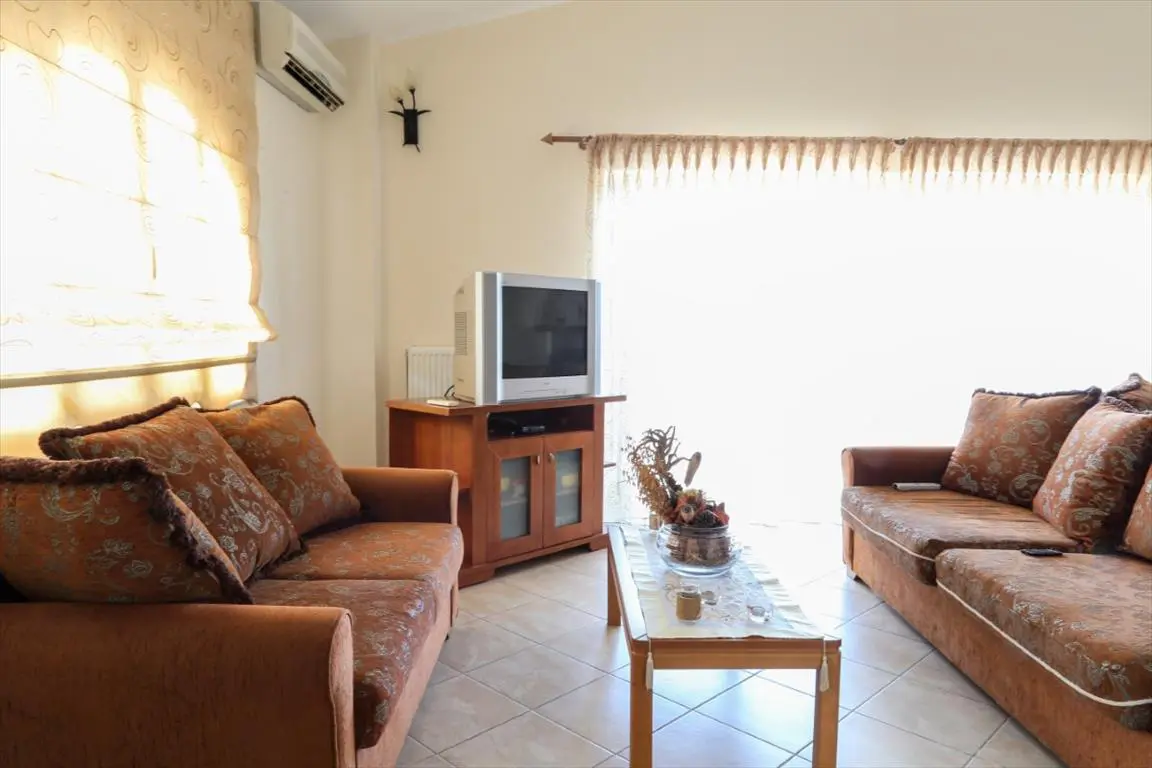 Detached House Of 400 M² In Central Greece