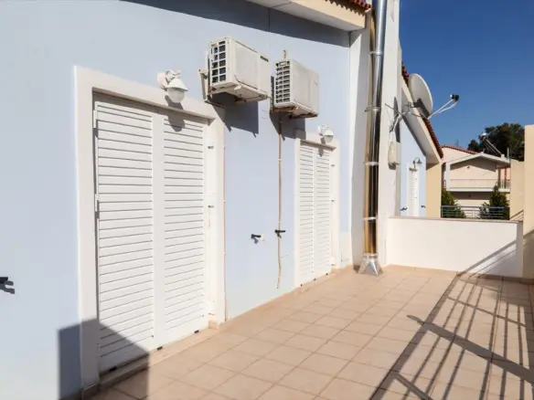 12-bedroom Detached House In Malesina, Greece (400 M²)