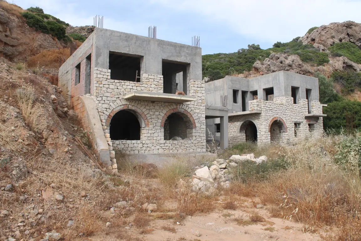 Business Of 403 M² In Crete