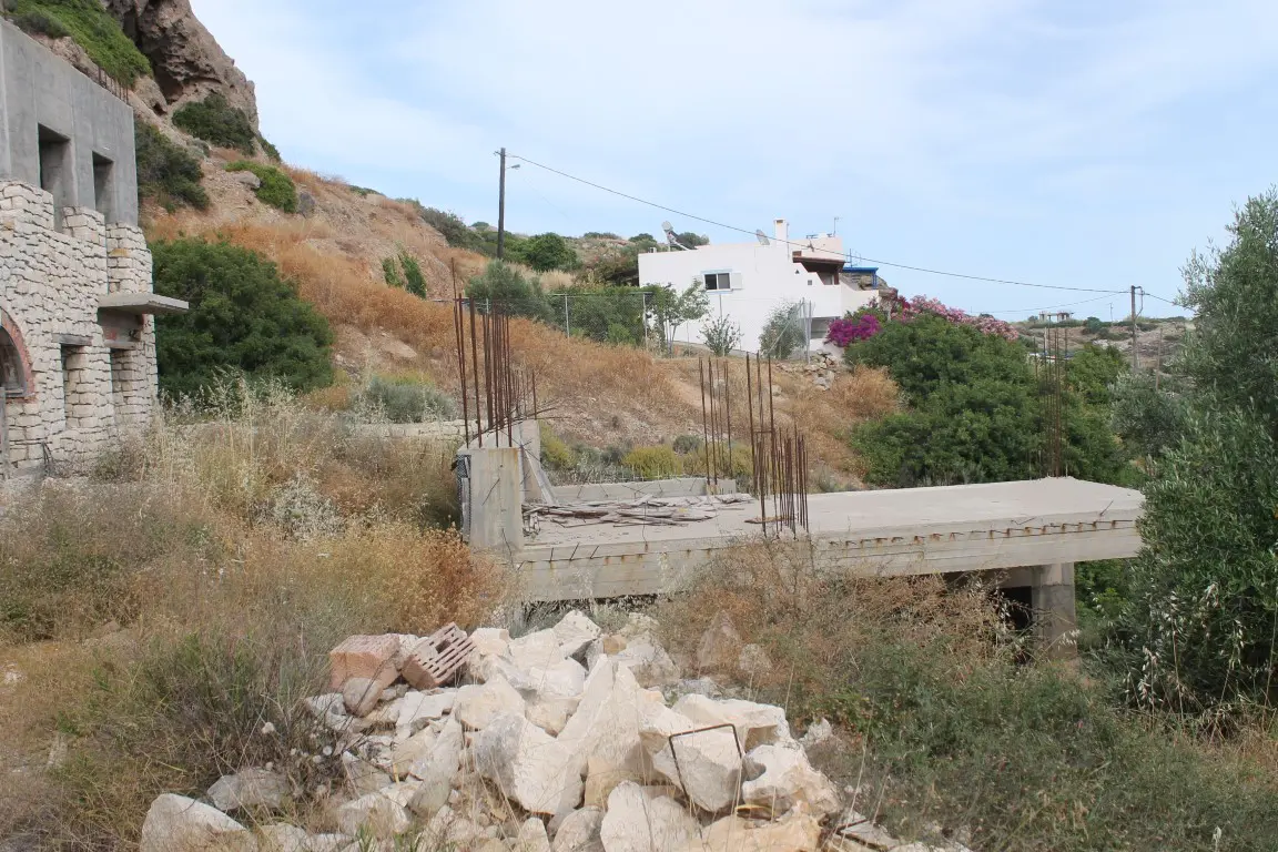Business Of 403 M² In Crete