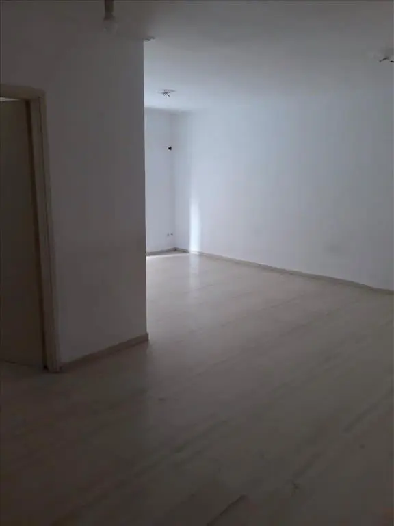 2-bedroom Flat In Marousi, Greece (87 M²)