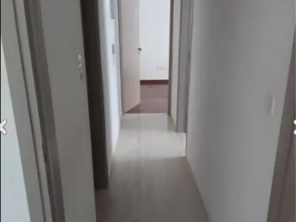 2-bedroom Flat In Marousi, Greece (87 M²)