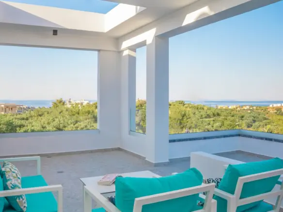 7-bedroom Villa In Chersonisos, Greece (240 M²)