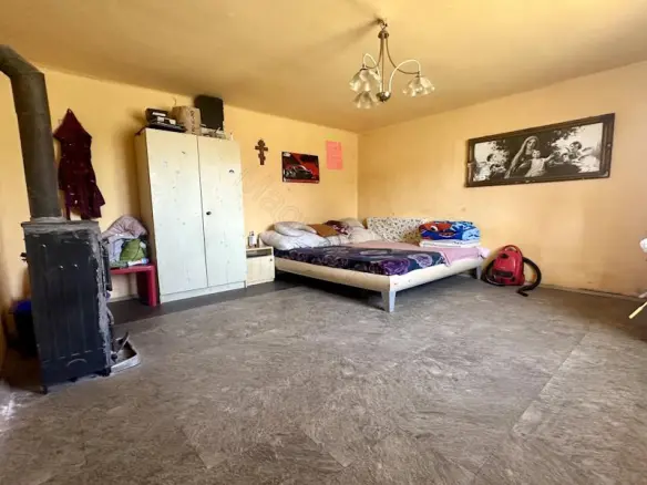 House Of 100 M² In Karmacs, Zala