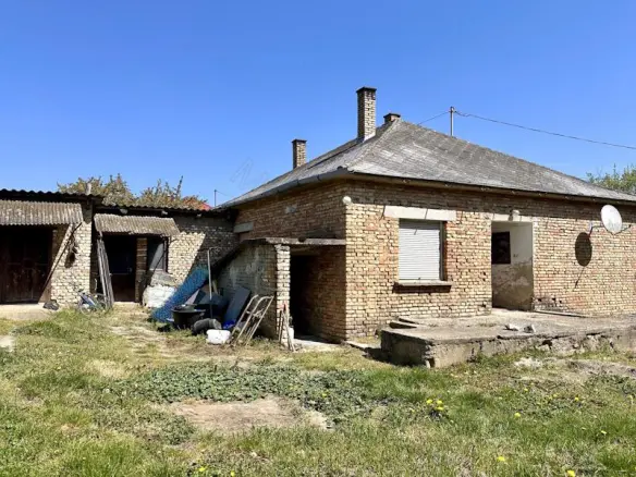 House Of 120 M² With A Garden In Pakod, Zala