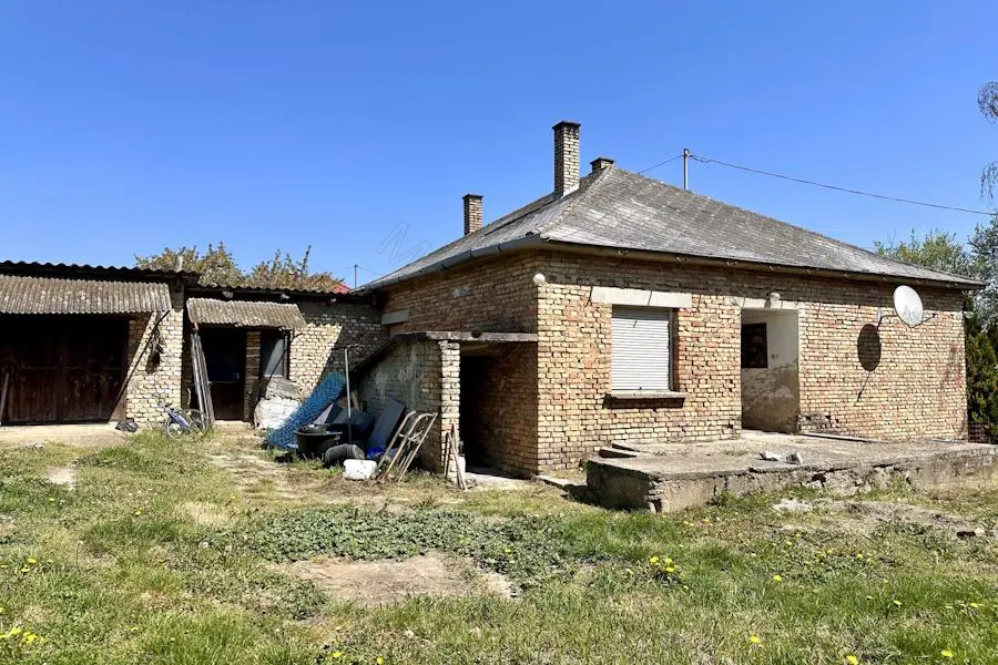 House Of 120 M² With A Garden In Pakod, Zala