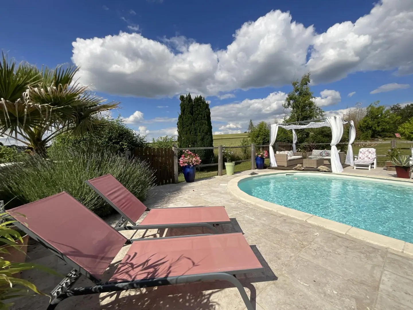 House Of 180 M² With Swimming Pool, Garden And Views In Ribérac
