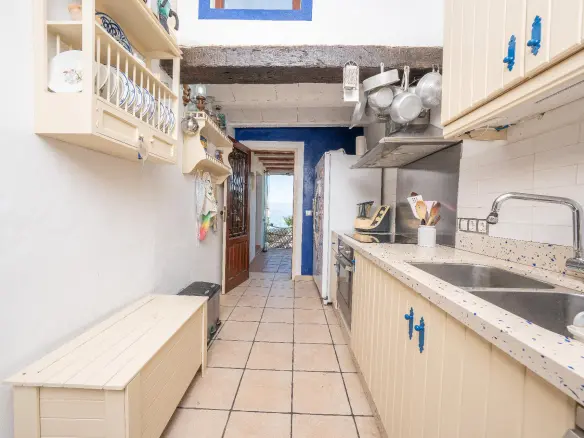 4-bedroom Villa In El Campello, Spain (245 M²)