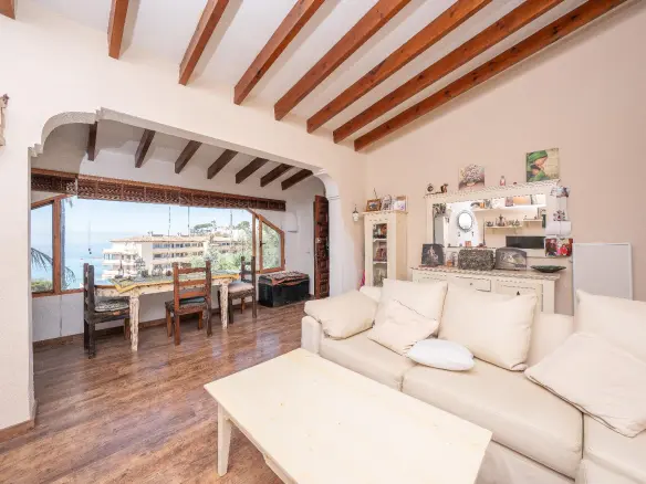 4-bedroom Villa In El Campello, Spain (245 M²)