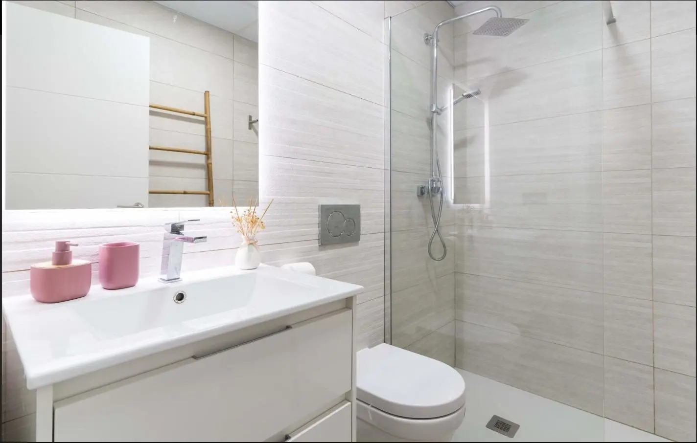 Villa Of 250 M² In Finestrat, Spain