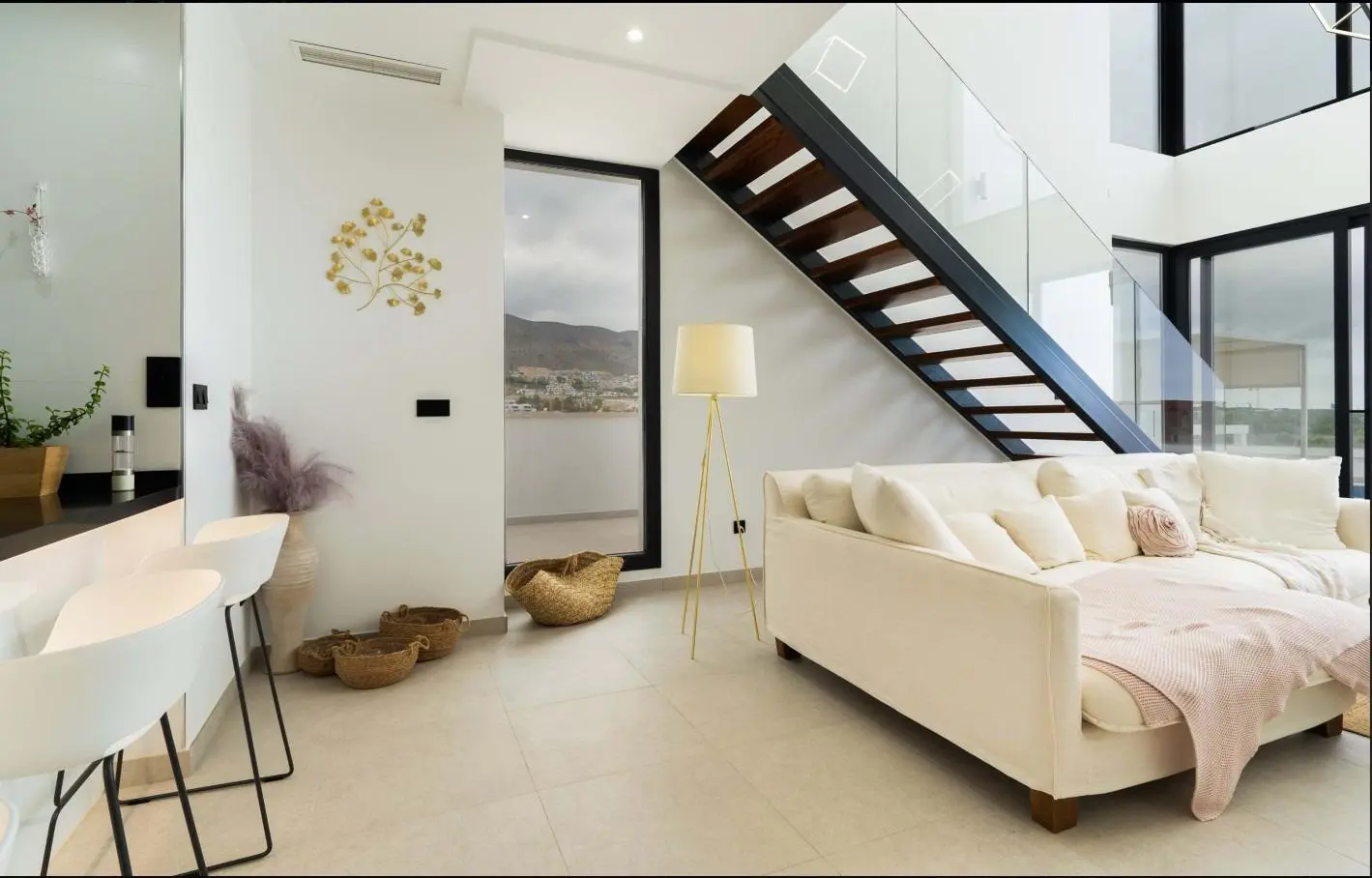 Villa Of 250 M² In Finestrat, Spain