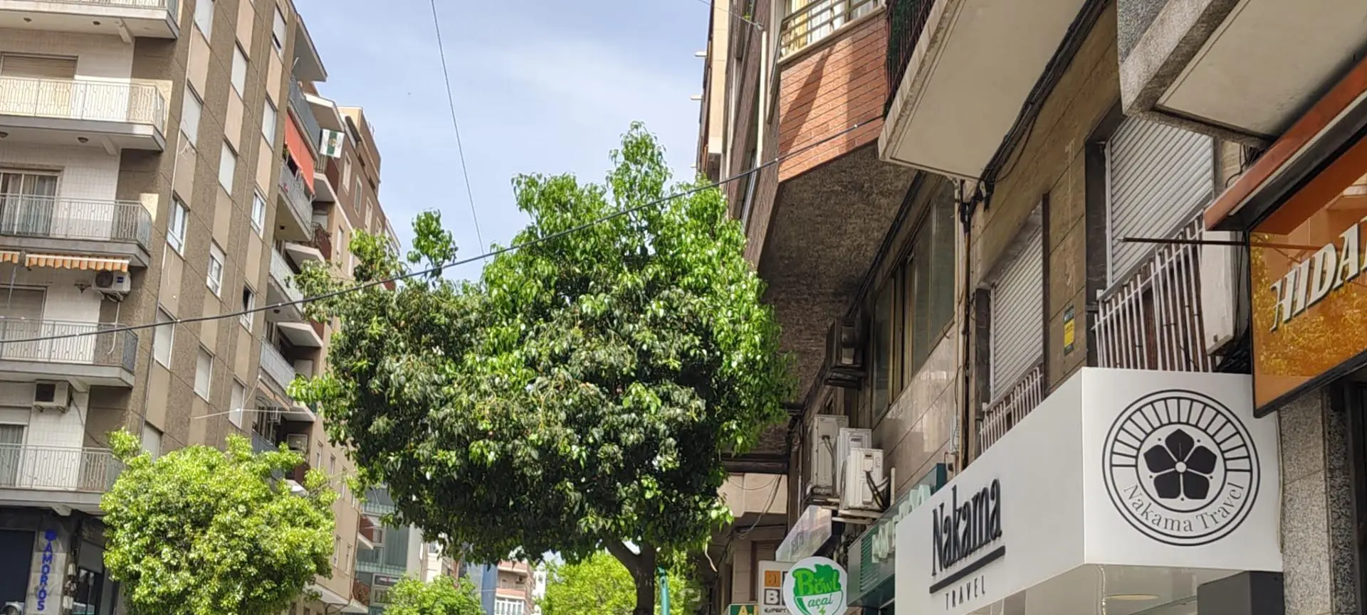 Commercial Unit Of 108 M² In Elche, Spain