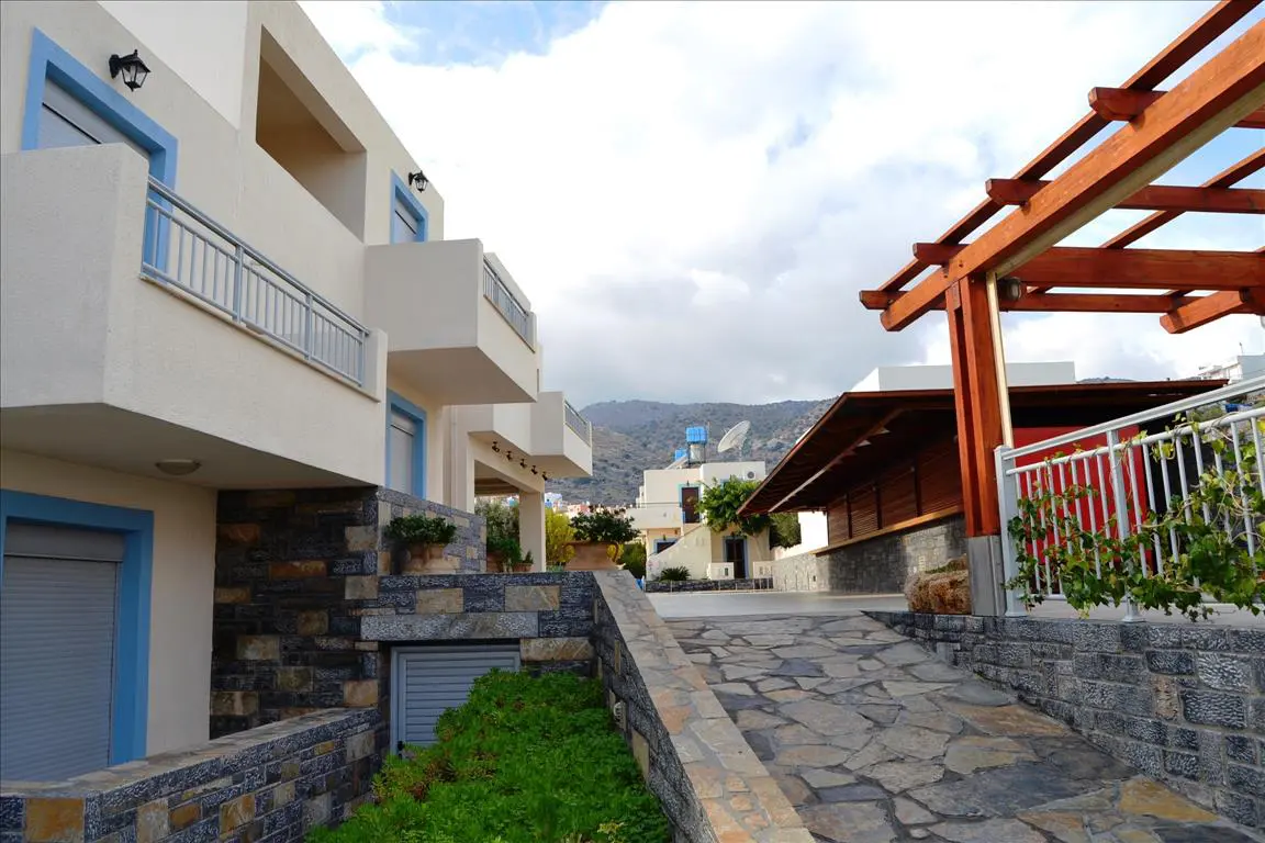 Hotel Of 1100 M² In Crete