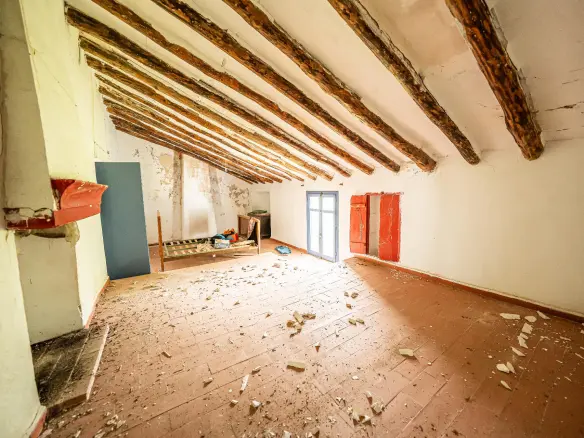 4-bedroom Country House In Moratalla, Spain (266 M²)
